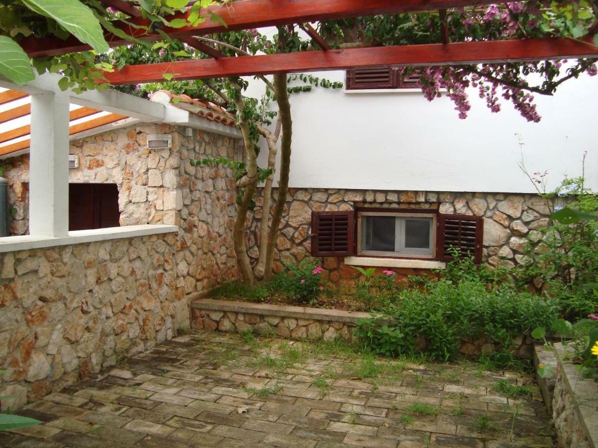 Apartments Lovor Силба Екстериор снимка