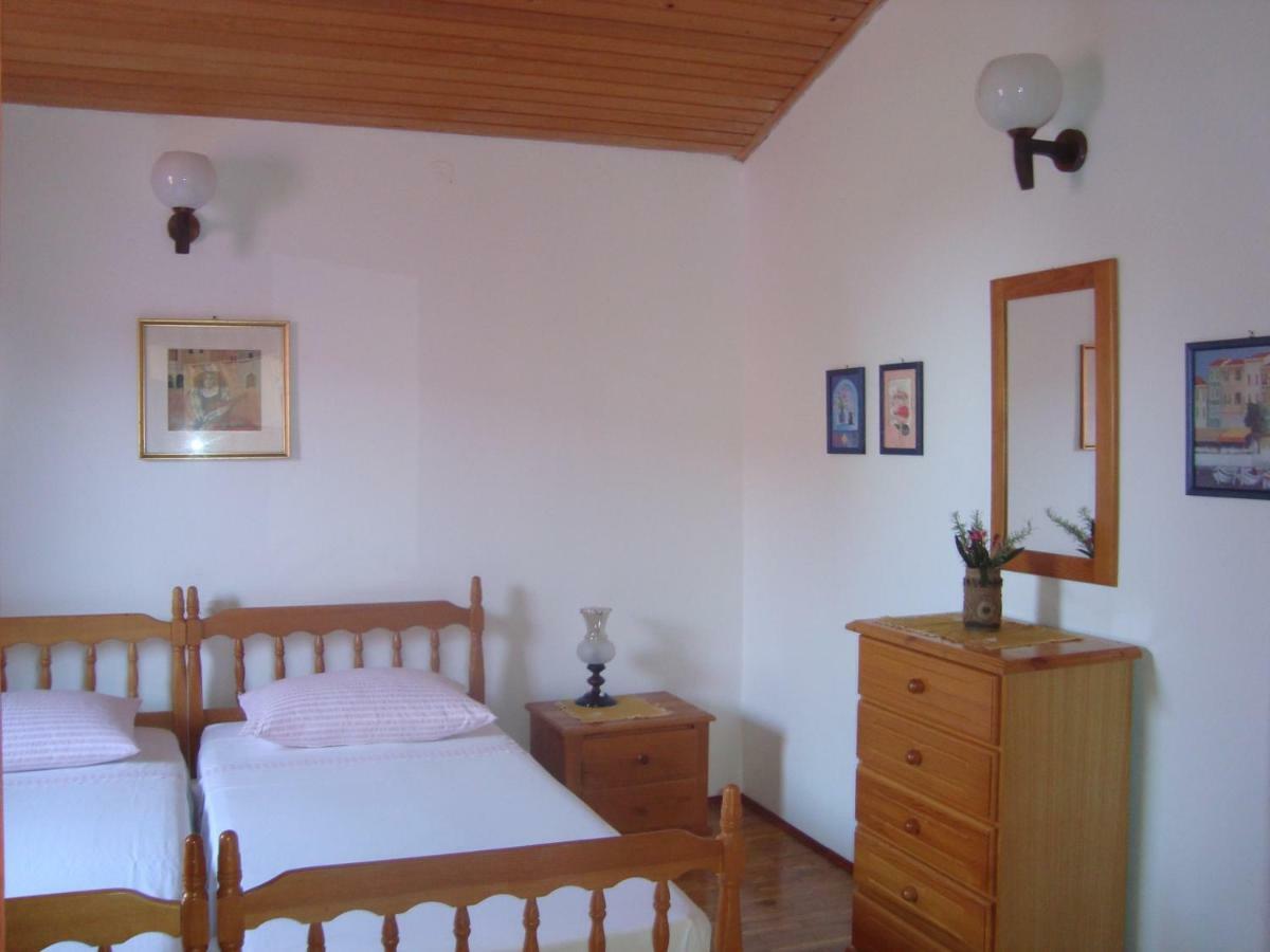 Apartments Lovor Силба Екстериор снимка