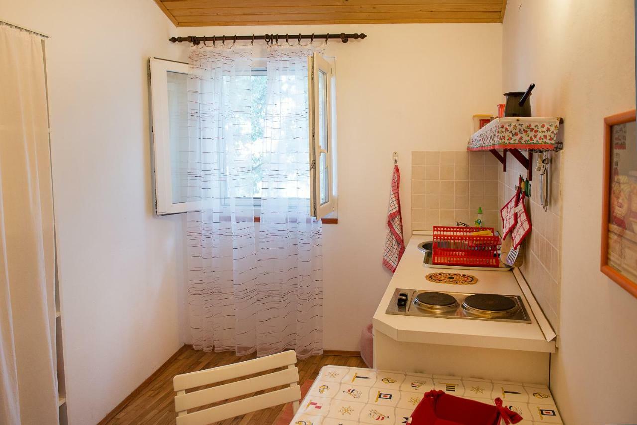 Apartments Lovor Силба Екстериор снимка
