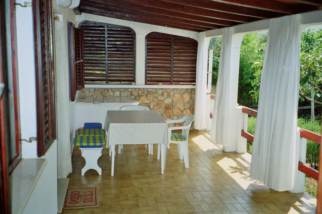 Apartments Lovor Силба Екстериор снимка